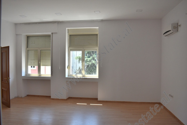 Office space for rent in Free Ukraine street, near the Prime Minister Office in Tirana.
It is locat